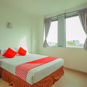 Super Oyo 218 Storytel Hotel Kota Kinabalu